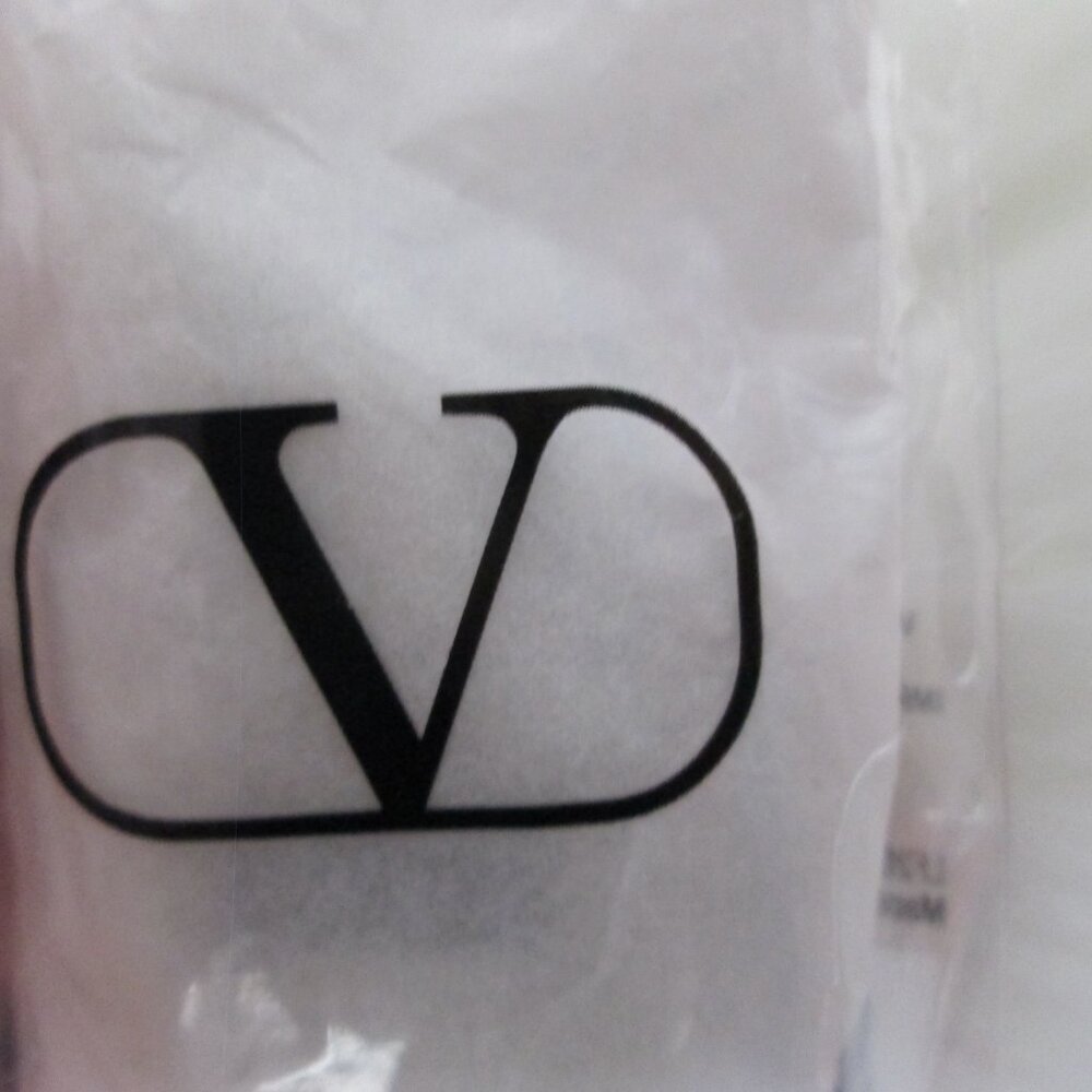 Valentino Born In Roma Charm Collectors little piece New & Fabulous - Picture 5 of 5